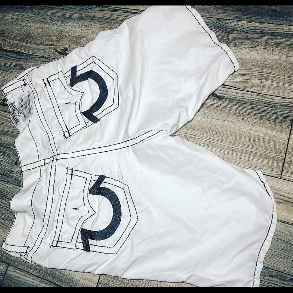 T.R.™️ shorts
